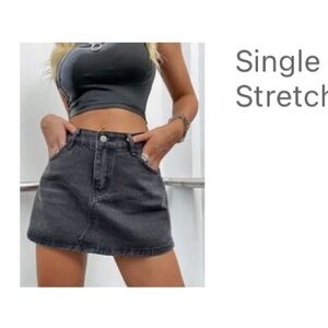 Shein black Single button split hem stretch denim skort